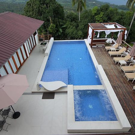 Nayomi Sanctuary Resort Batangas ภายนอก รูปภาพ