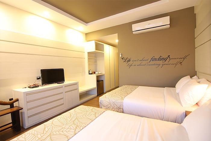 Nayomi Sanctuary Resort Batangas ภายนอก รูปภาพ