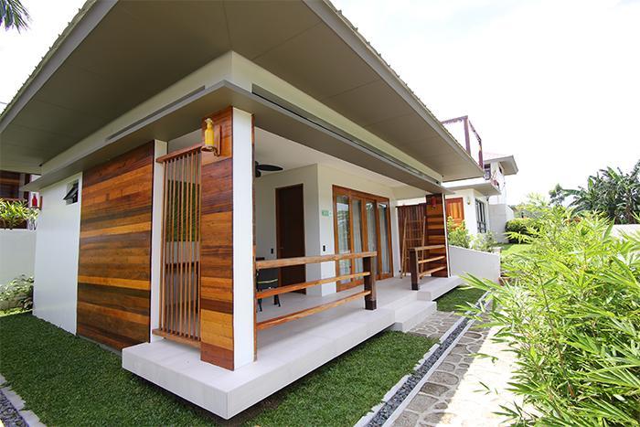 Nayomi Sanctuary Resort Batangas ภายนอก รูปภาพ
