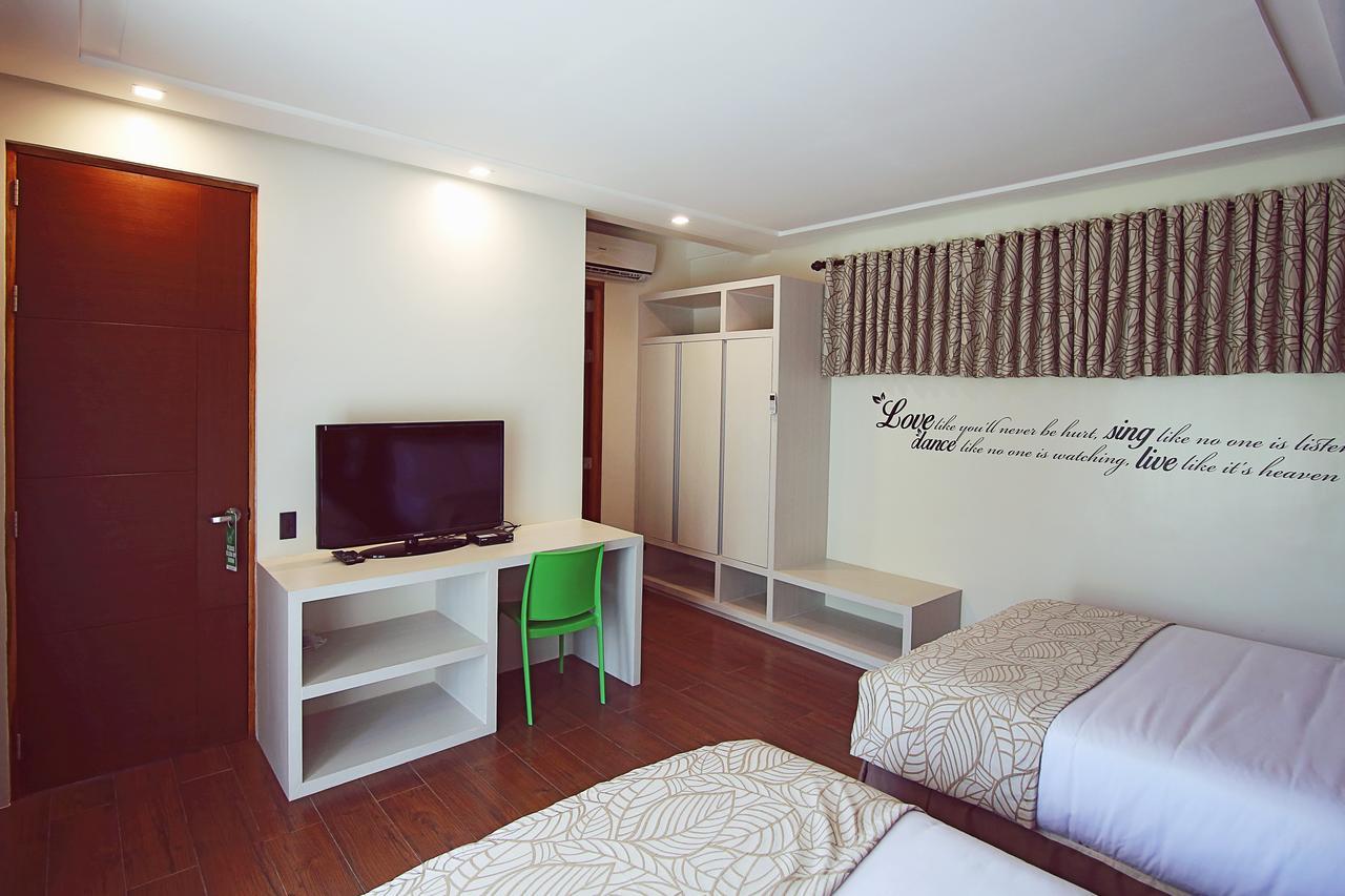 Nayomi Sanctuary Resort Batangas ภายนอก รูปภาพ
